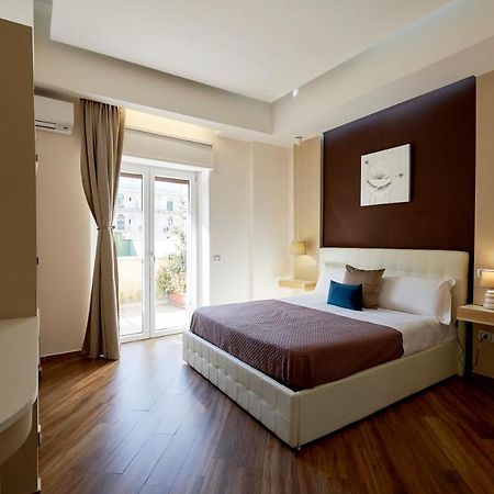 360 Hospitality Bed & Breakfast Salerno Bagian luar foto