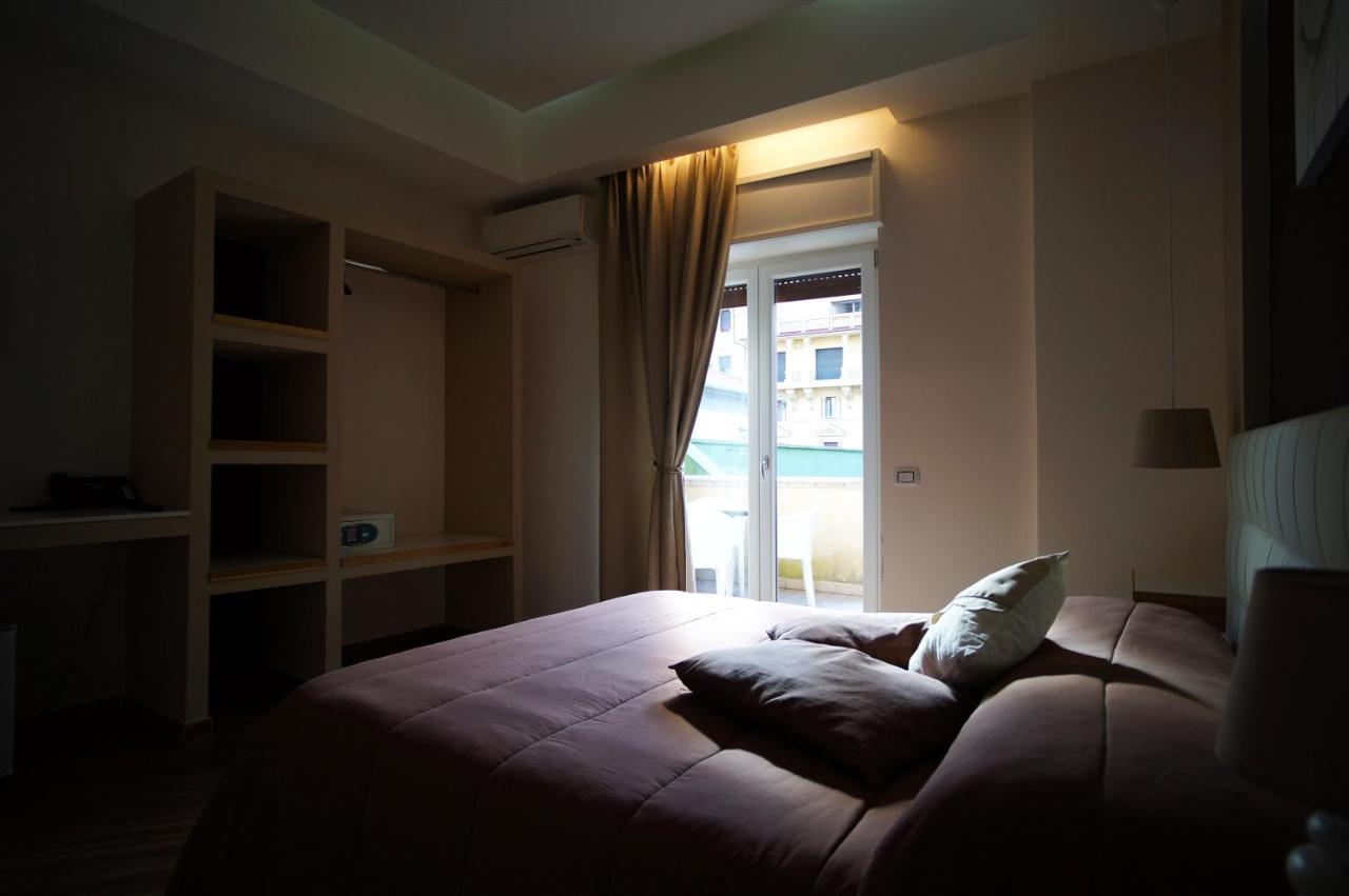 360 Hospitality Bed & Breakfast Salerno Bagian luar foto
