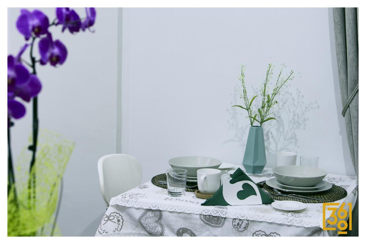 360 Hospitality Bed & Breakfast Salerno Bagian luar foto