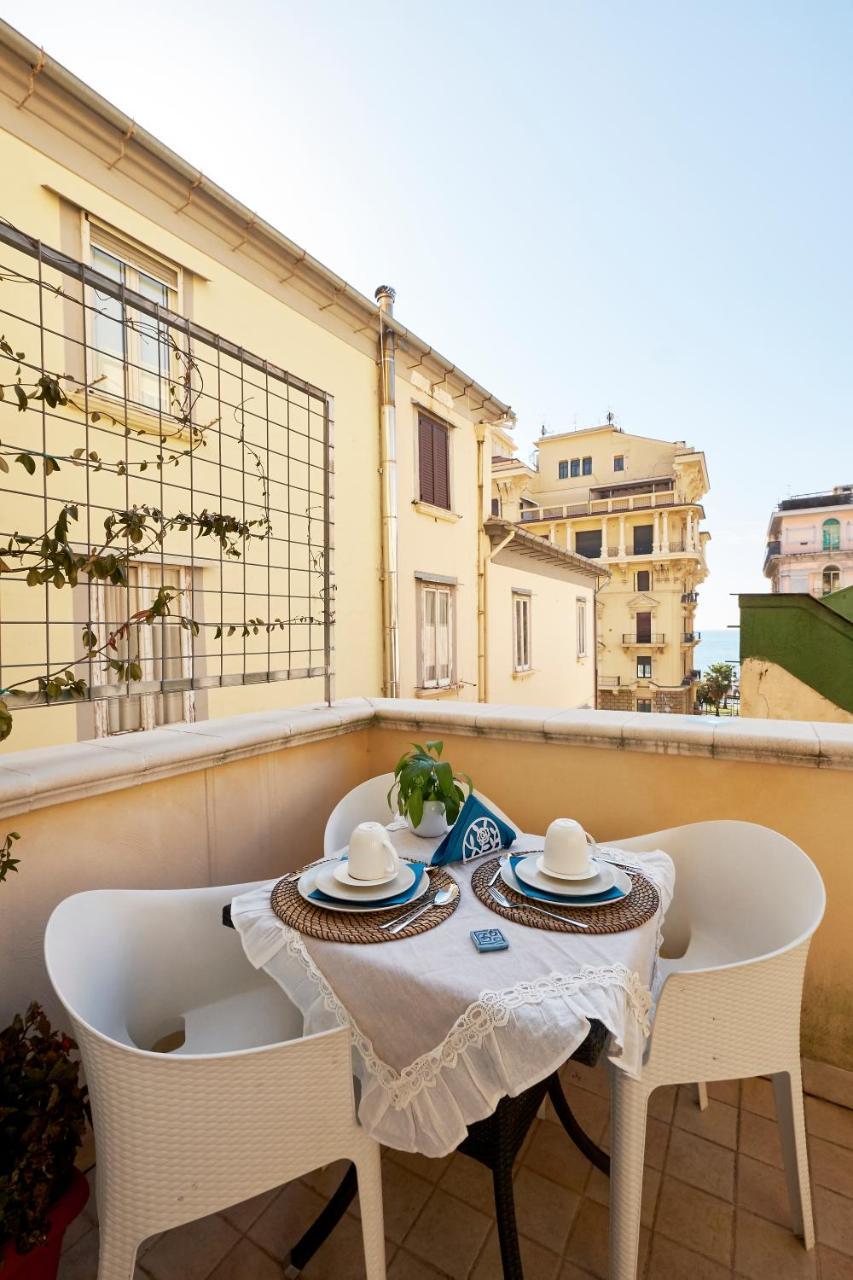 360 Hospitality Bed & Breakfast Salerno Bagian luar foto